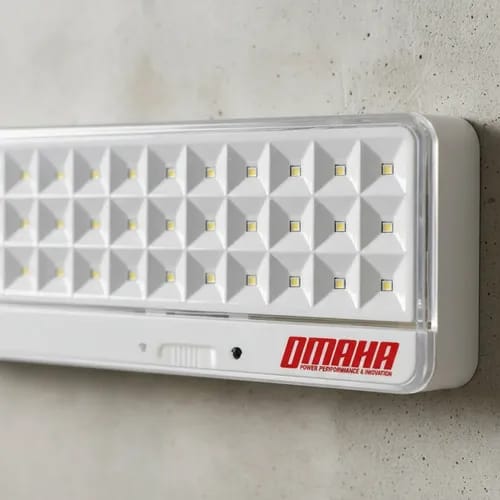 Luz de emergencia OMAHA 30 LED USB C 